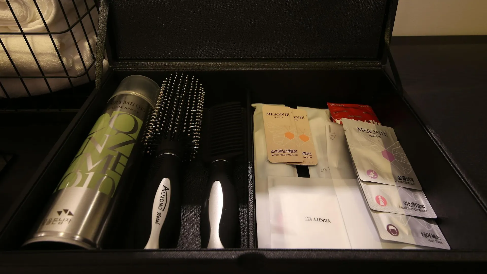 Almond Hotel Gupo Station Busan