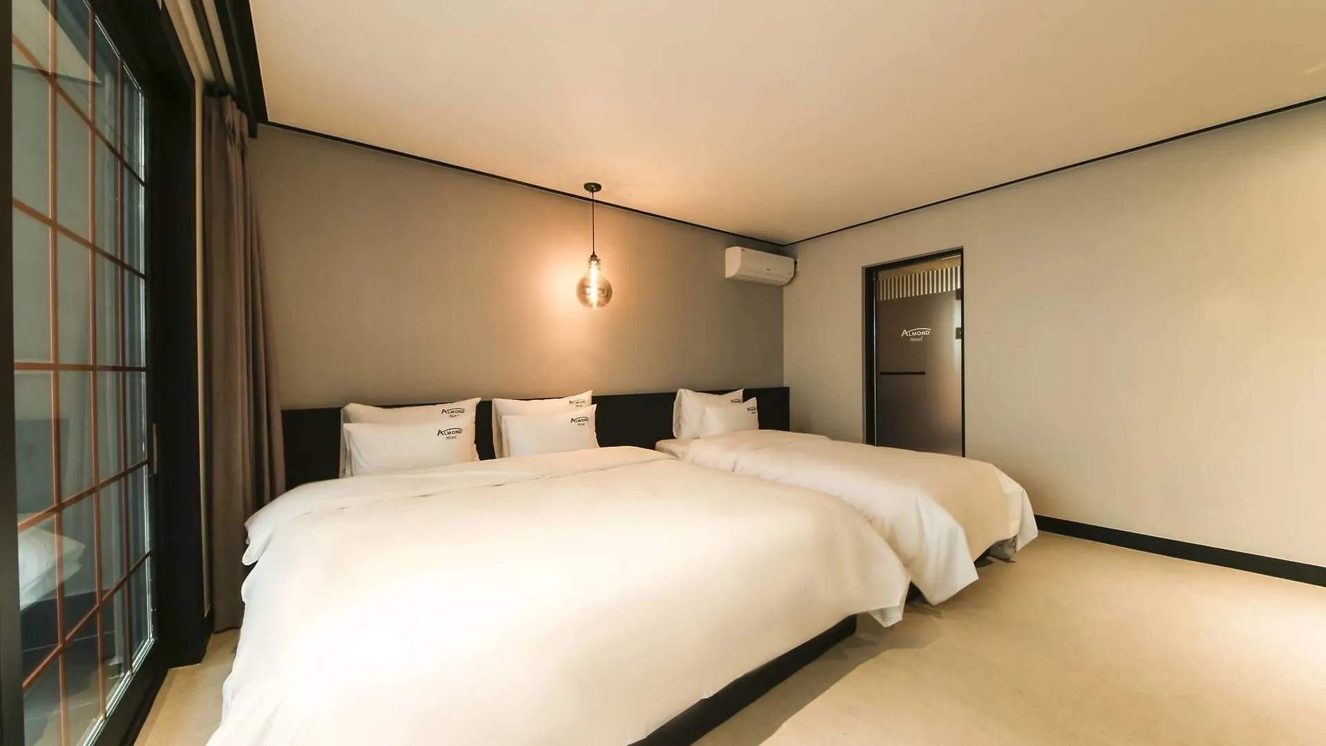 Almond Hotel Gupo Station Busan