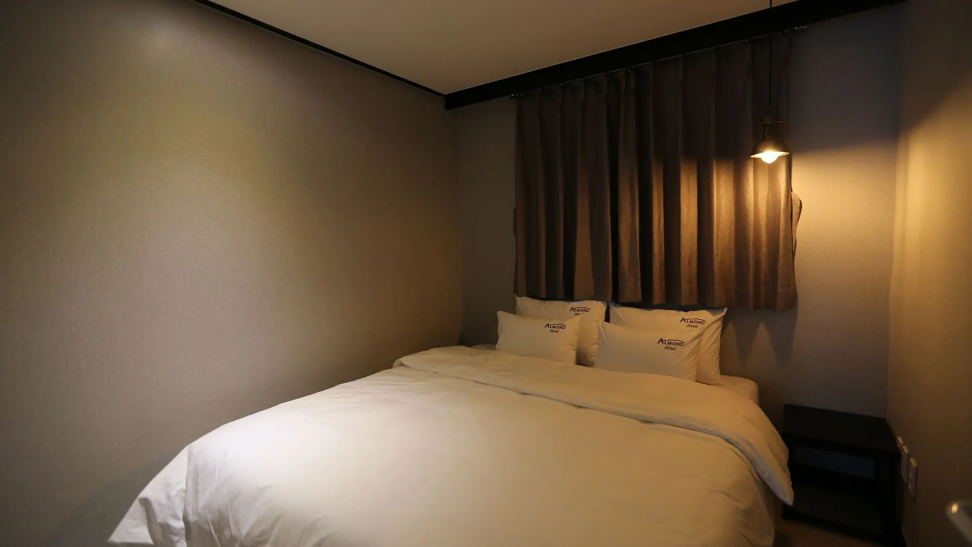 Almond Hotel Gupo Station Busan 2*,