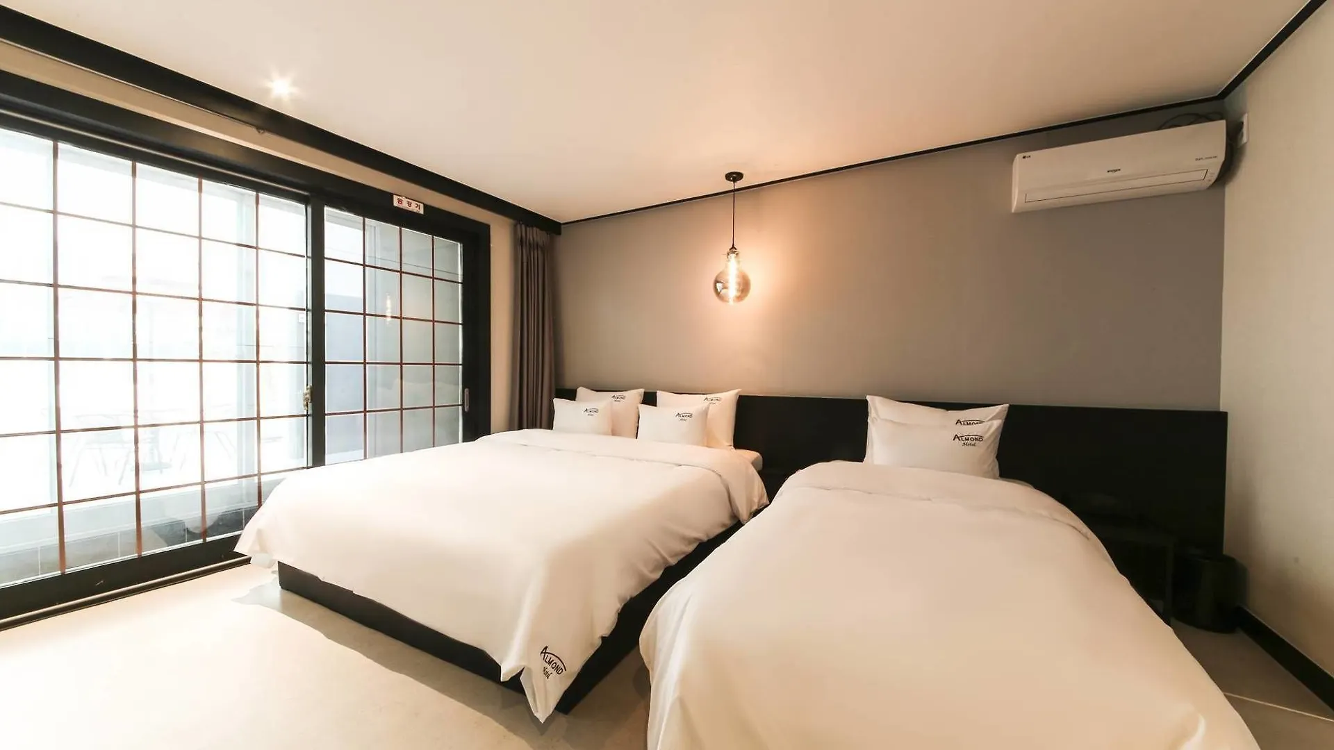 Almond Hotel Gupo Station Busan 2*,